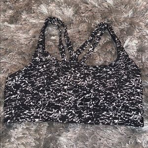 Lululemon sports bra